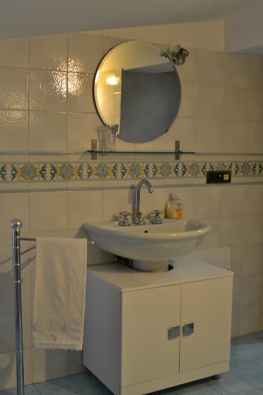 Vacanze Al Mare Patrizia'S Sweet Home Terme Vigliatore Room photo
